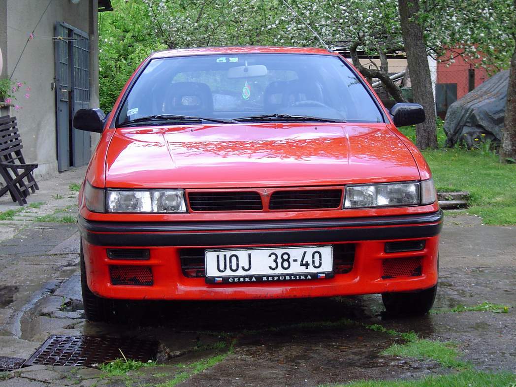 Mitsubishi colt 1990